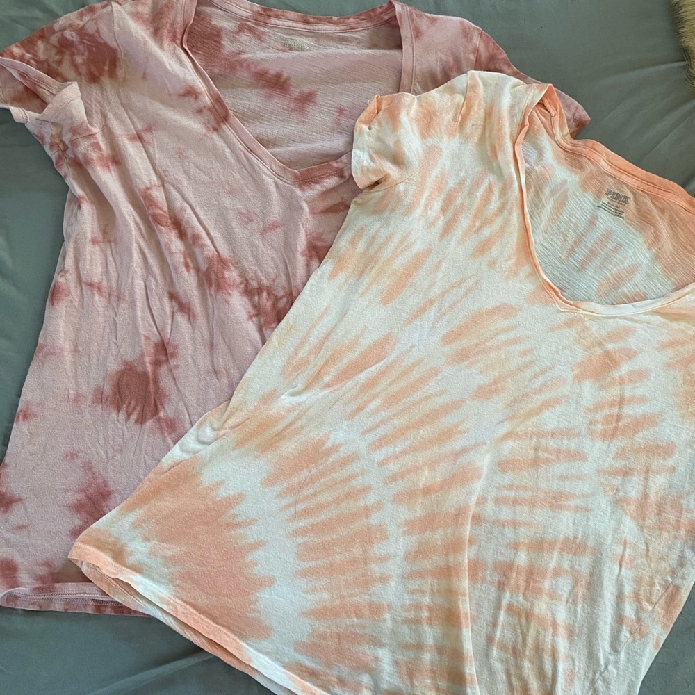 2 VS PINK tshirts